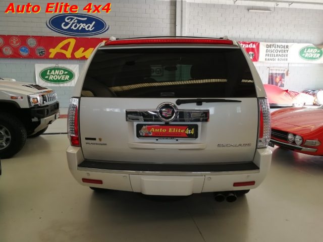 CADILLAC Escalade 6.2 V8 aut. Platinum Edition Immagine 4