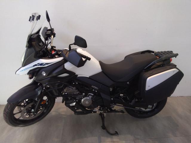 SUZUKI V-Strom 650 EXPLORER 2024 EURO 5 Immagine 3