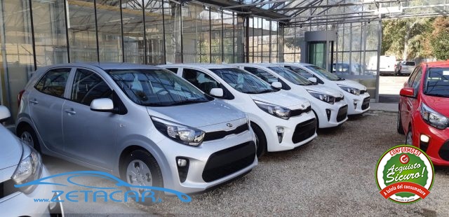 KIA Picanto URBAN 1.0 12V  5 PORTE  * NUOVE * Immagine 0