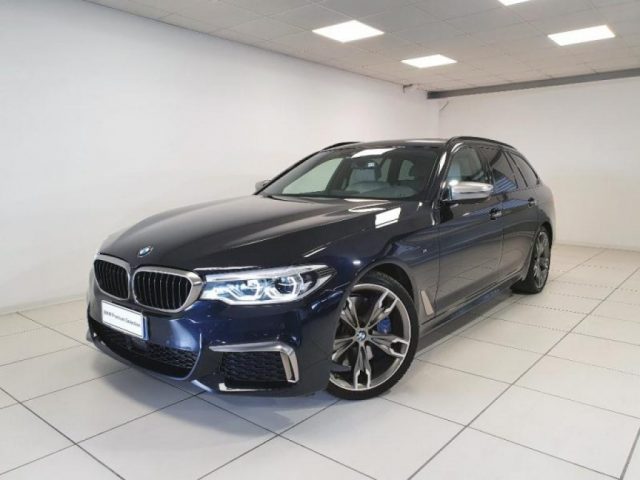 BMW M550 Vari colori metallizzato