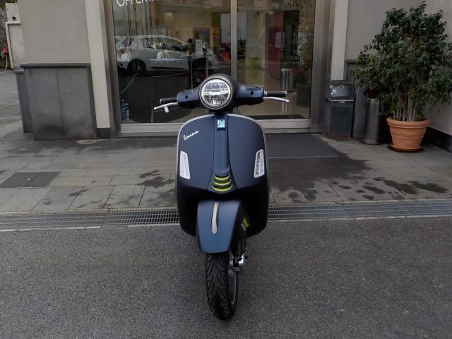 PIAGGIO Vespa GTS 300 Super SuperTech HPE Euro 5 - RCA+TASSO 0 Immagine 0