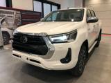 TOYOTA Hilux 2.4 D-4D A/T 4WD 4 porte Double Cab Executive