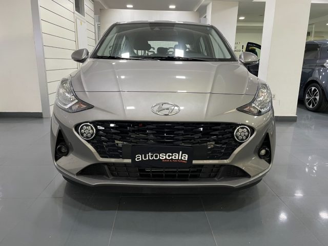 HYUNDAI i10 1.0 MPI AT Tech Immagine 1