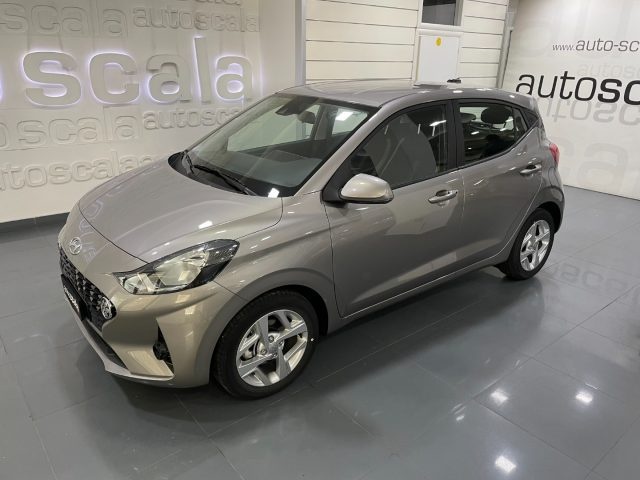 HYUNDAI i10 1.0 MPI AT Tech Immagine 0