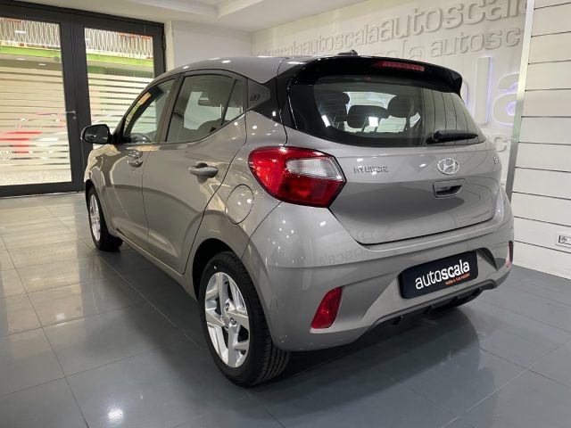 HYUNDAI i10 1.0 MPI AT Tech Immagine 3