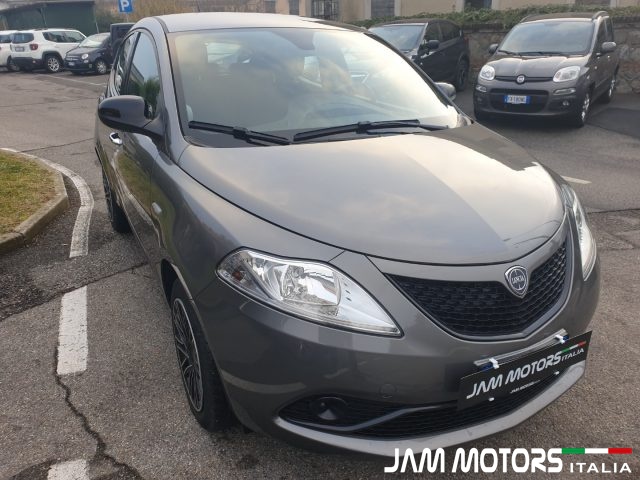 LANCIA Ypsilon 1.2 69 CV 5 porte Gold Immagine 1
