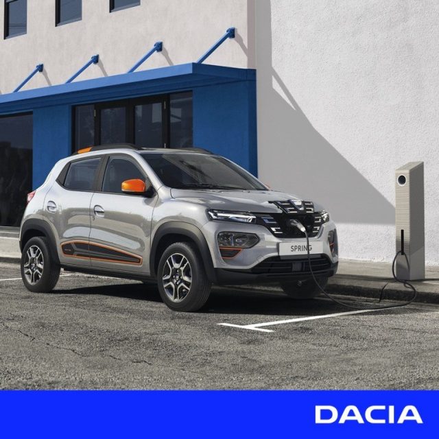 DACIA Spring Bianco pastello