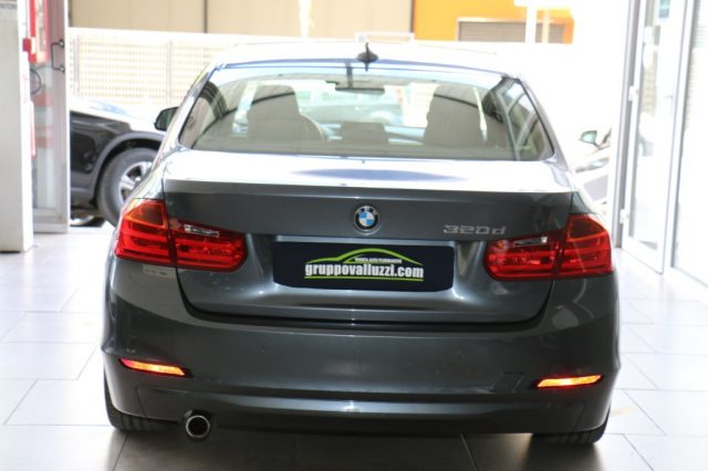 BMW 320 d 2.0 184 CV C.AUTOMATICO NAVIGATORE S&S Immagine 3