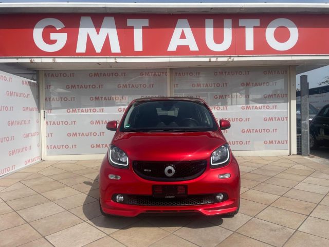 SMART ForFour 0.9 109CV BRABUS EXCLUSIVE LED NAVIGATORE PANORAMA Immagine 1