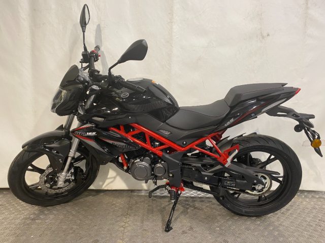 BENELLI BN 125 Immagine 1