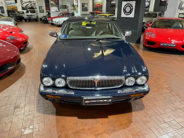 DAIMLER Super V8 4.0 LWB Service book - tagliandata Immagine 1