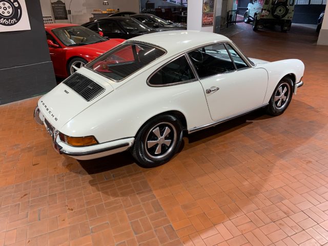PORSCHE 911 2.4 T RESTAURO TOTALE MATCHING NUMBER Immagine 3