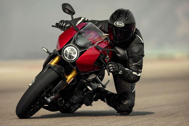 TRIUMPH Speed Triple 1200 RR Immagine 3