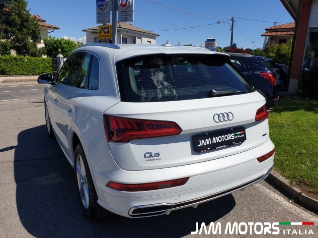 AUDI Q5 40 TDI quattro S line plus Immagine 2