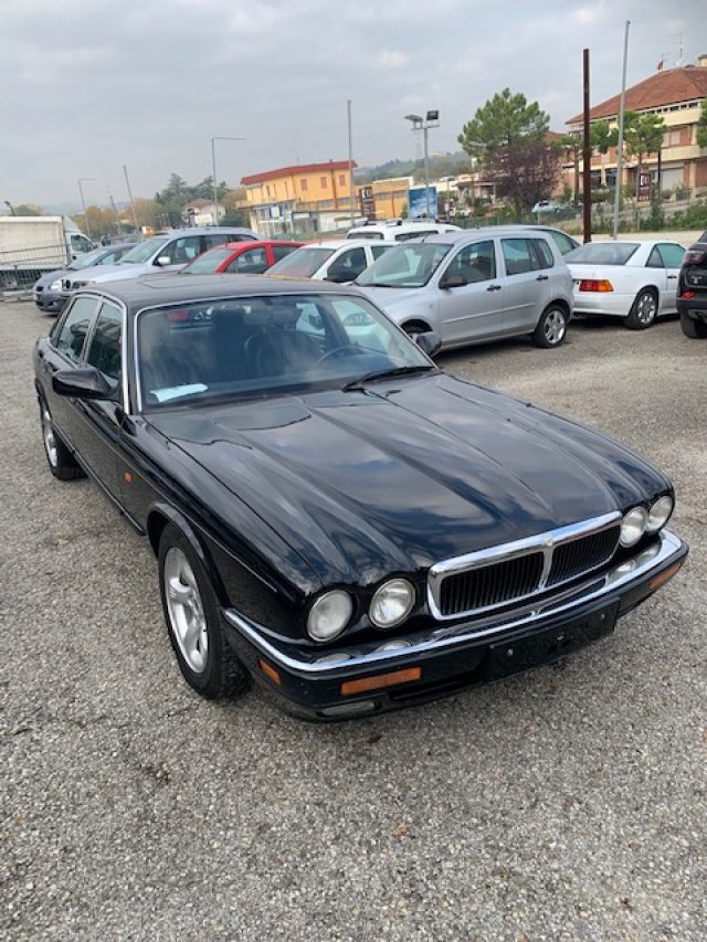 JAGUAR XJ6 SOVEREIGN Immagine 0