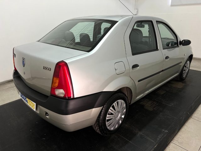 DACIA Logan 1.5 dCi 70CV Lauréate 5p Immagine 3