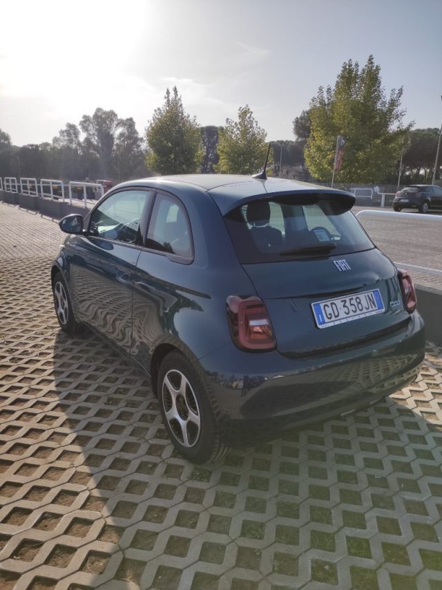 FIAT 500 Action Berlina Immagine 3