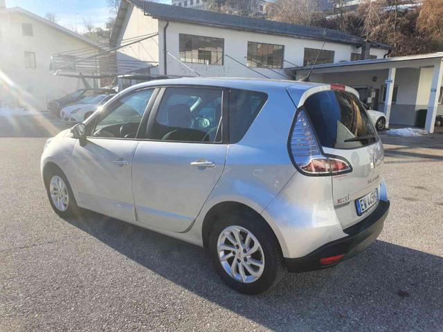 RENAULT Scenic Scénic 1.5 dCi 110CV Limited Immagine 3