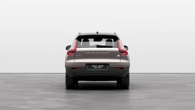 VOLVO XC40 Recharge Ultimate - MY23 Immagine 4
