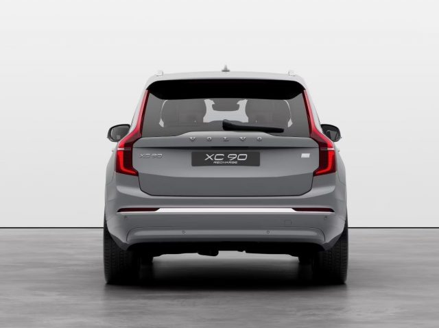 VOLVO XC90 T8 Recharge AWD Plug-in Hyb. 7p. Core Aut. - MY24 Immagine 4
