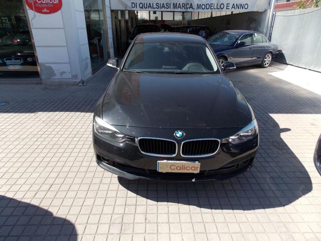 BMW 320 d Touring Business Advantage Immagine 1