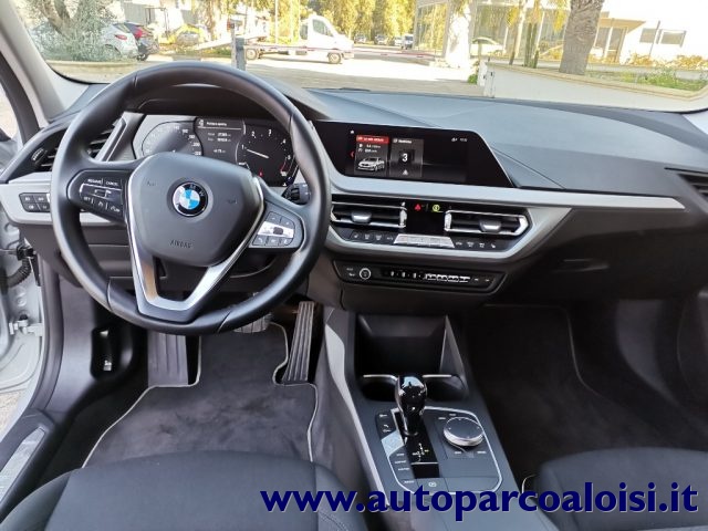 BMW 116 d 5p. Advantage Immagine 4