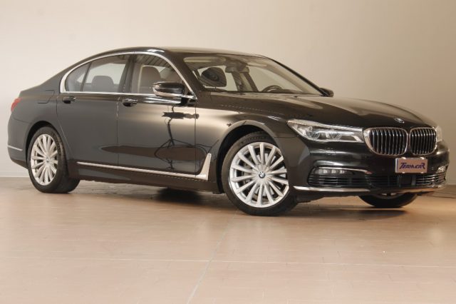 BMW 730 d xDrive Eccelsa nazionale Immagine 0