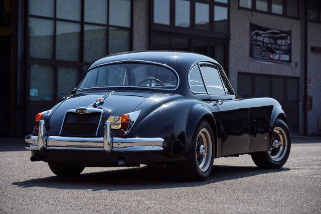 JAGUAR XK 150 Immagine 3