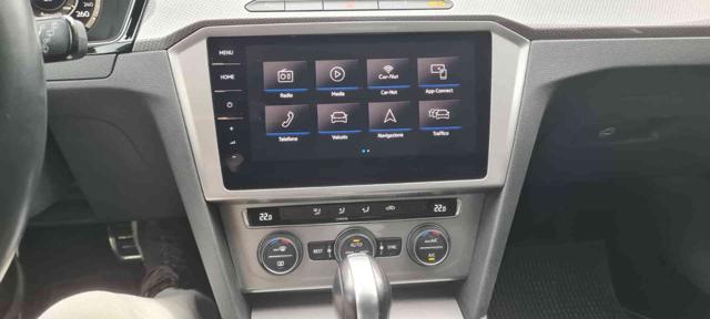 VOLKSWAGEN Passat Alltrack 2.0 TDI 190 CV 4MOTION DSG BMT Immagine 3