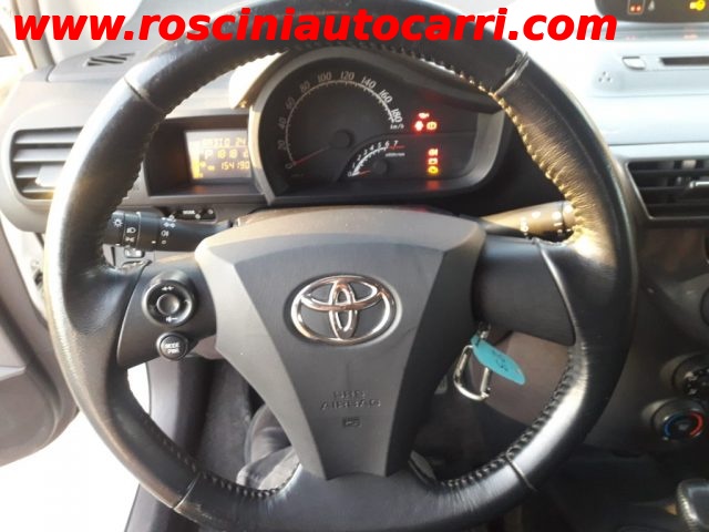 TOYOTA iQ 1.0 Multidrive Immagine 4