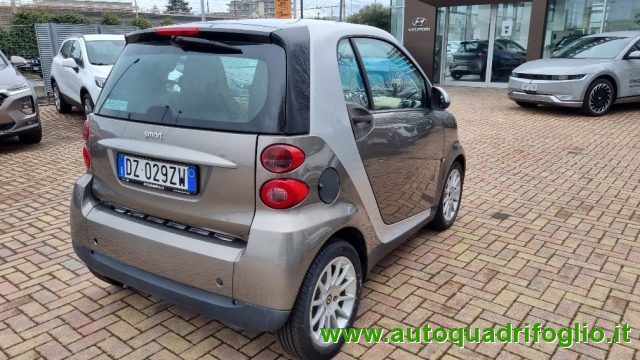 SMART ForTwo 800 40 kW coupé passion cdi Immagine 3