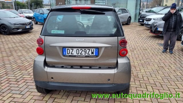 SMART ForTwo 800 40 kW coupé passion cdi Immagine 4