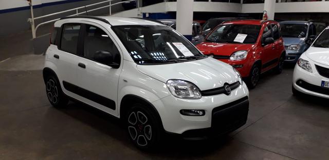 FIAT Panda 1.0 FireFly S&S Hybrid City Life Immagine 1