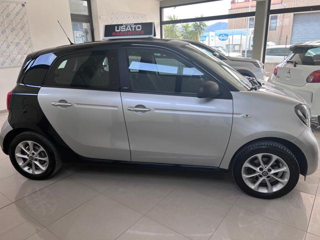 SMART ForFour 90 0.9 Turbo twinamic Passion Immagine 1