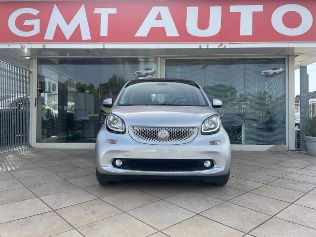 SMART ForTwo 1.0 71CV TWINAMIC PANORAMA NAVI LED PACK Immagine 1