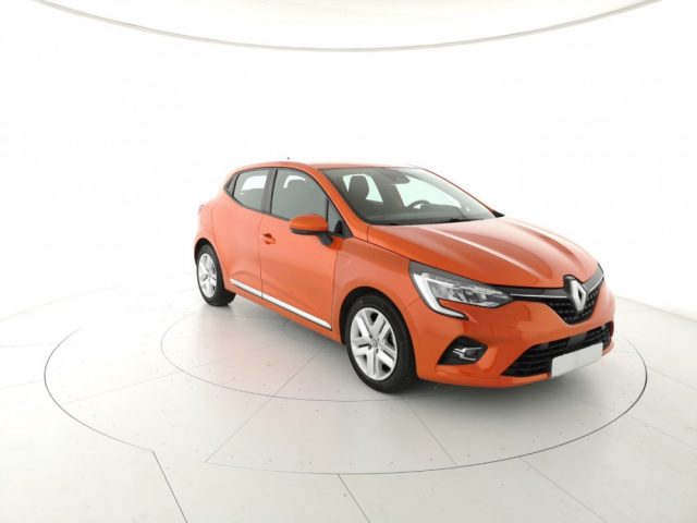 RENAULT Clio Orange metallizzato