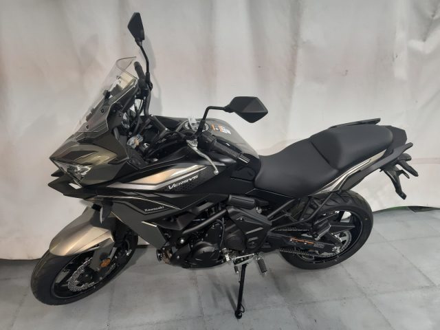 KAWASAKI Versys 650 TOURER 2023 Immagine 2