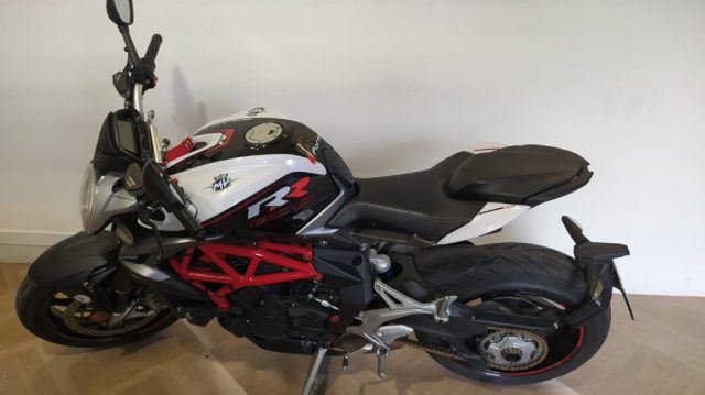 MV AGUSTA Brutale 800 MV Agusta Brutale 800 RR Immagine 2