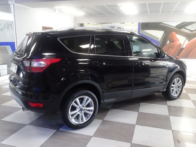 FORD Kuga 1.5 EcoBoost 120cv 2WD Trend EU6 Immagine 1