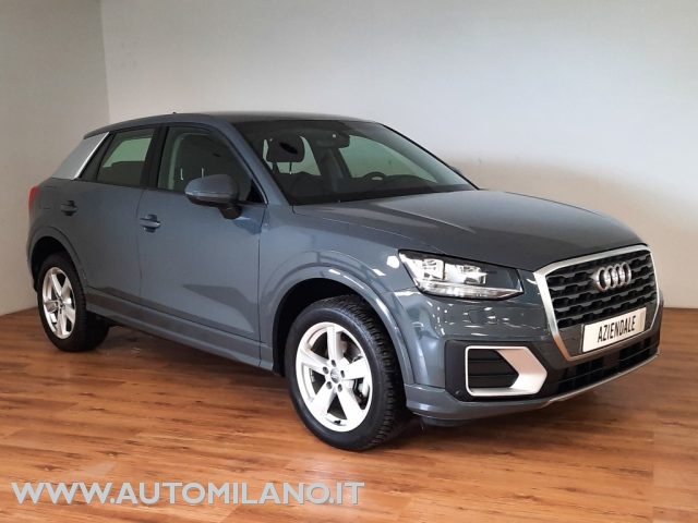 AUDI Q2 Grigio Nano metallizzato