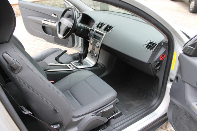 VOLVO C30 1.6 - foto 11