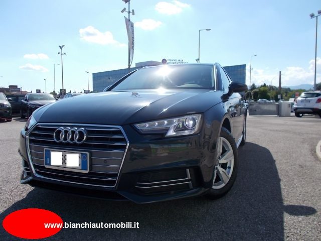 AUDI A4 Avant 2.0 TDI 150 CV S tronic S line edition Immagine 3