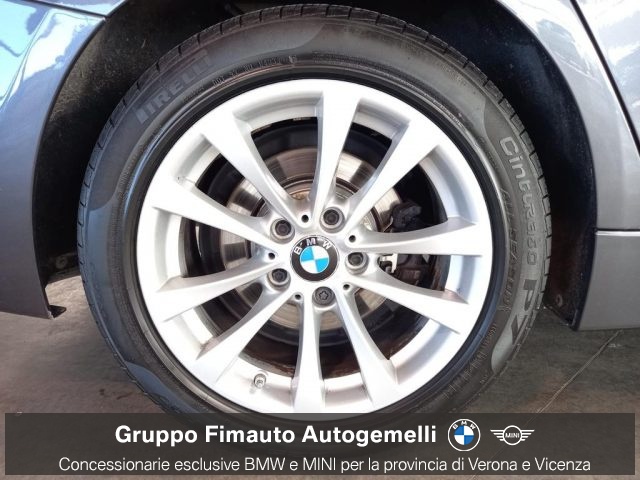 BMW 320 d Touring Immagine 4