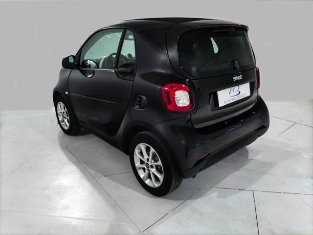 SMART ForTwo 70 1.0 twinamic Youngster Immagine 4