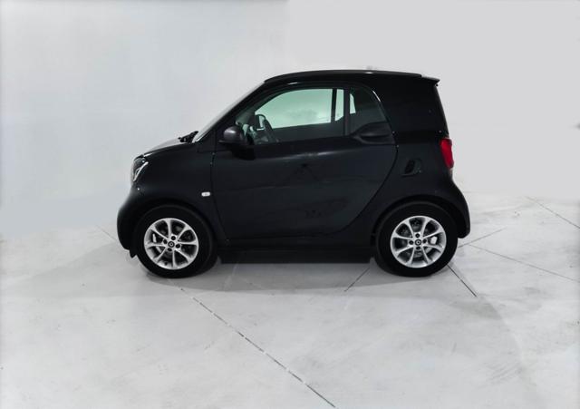 SMART ForTwo 70 1.0 twinamic Youngster Immagine 3
