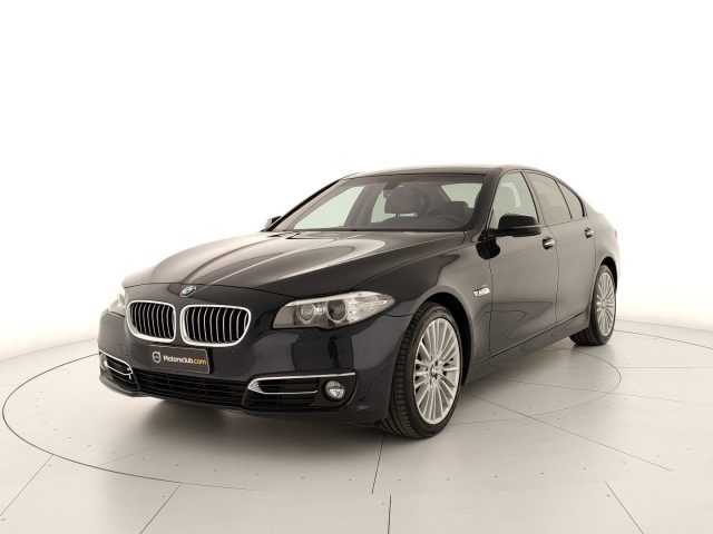 BMW 530 d xDrive 258CV Luxury Immagine 1
