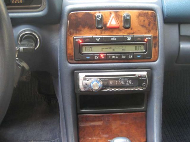 MERCEDES-BENZ CLK 200 KOMPRESSOR KAT ELEGANCE - foto 13