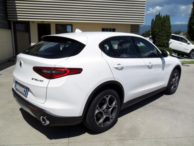 ALFA ROMEO Stelvio 2.2 Turbodiesel 210 CV AT8 Q4 Super Immagine 3