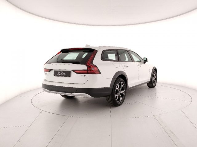 VOLVO V90 Cross Country B4 (d) AWD Gear. Business Pro - Prontaconsegna Immagine 4