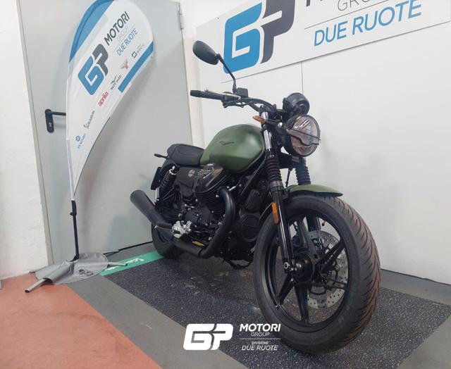 MOTO GUZZI V7 STONE Immagine 1